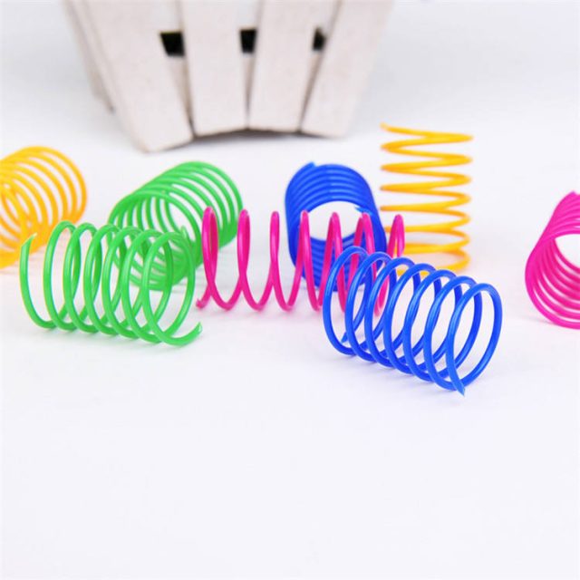 Customize your cat’s playtime toys for every personality (4) Customize your cat's playtime toys for every personality (4)