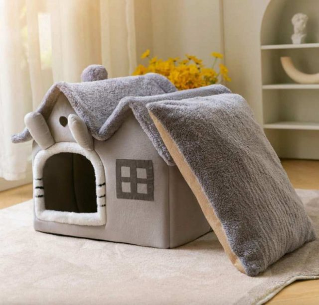 Explore our range of comfortable and durable pet kennels (2) Explore our range of comfortable and durable pet kennels (2)