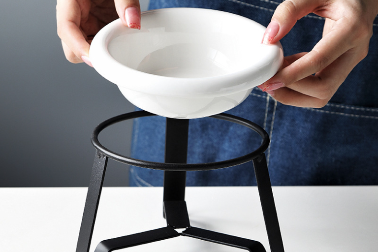 Feed with confidence vet-approved pet feeders for optimal nutrition (3)