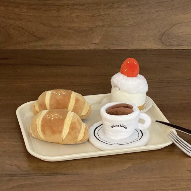 Silicone dog toys safe and hygienic play options (4) Silicone dog toys safe and hygienic play options (4)